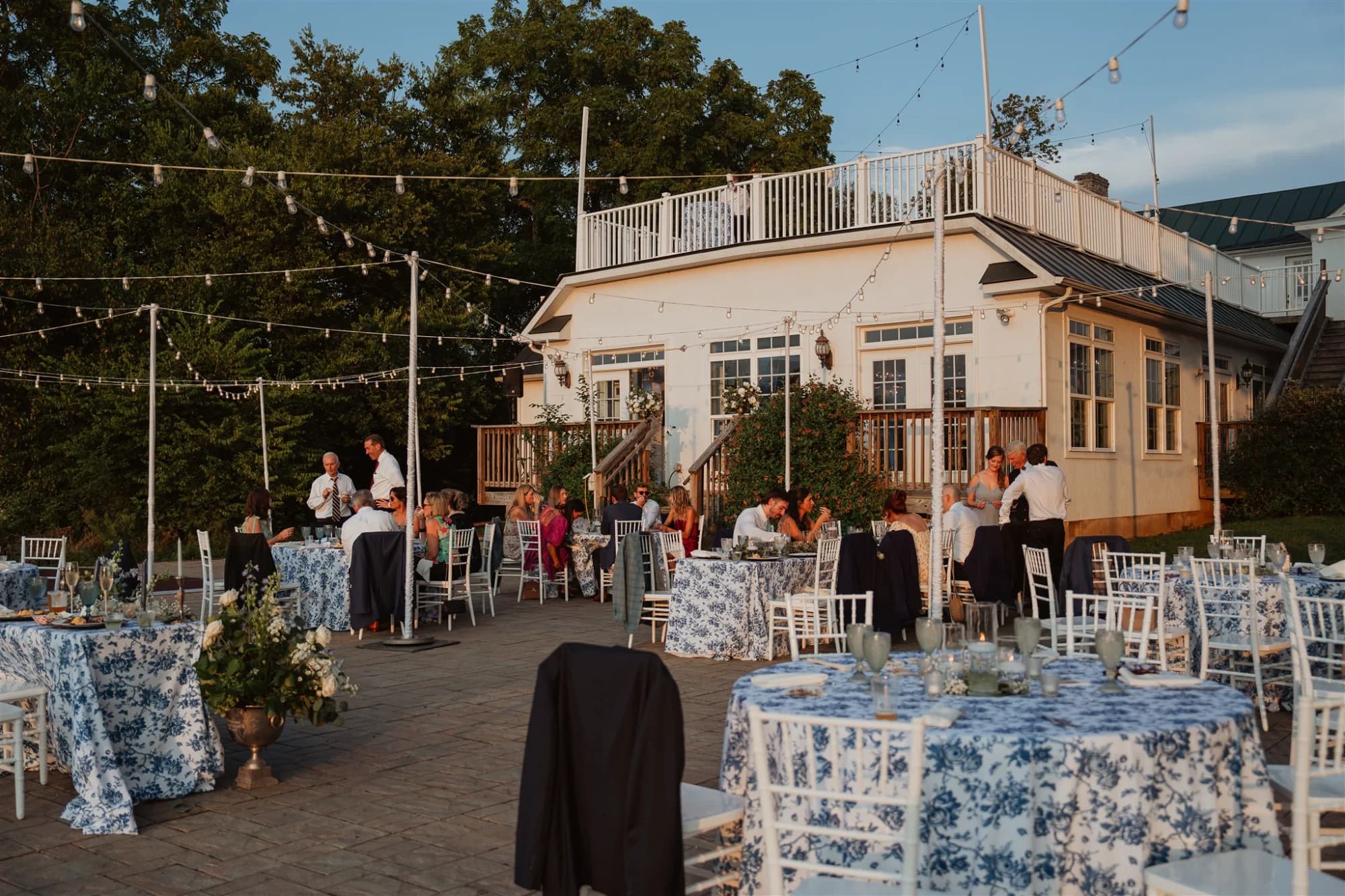 Bird's-eye view from the Rixey Manor rooftop looking down at the outdoor ceremony below